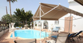 Paralimni Grand Villa